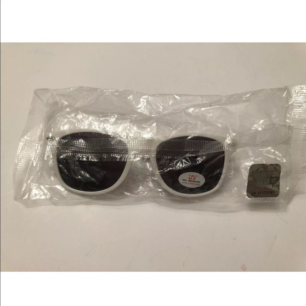Carolina Panthers Football NFL Bud Sunglasses